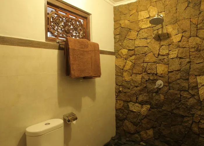 Guest house Budi House *